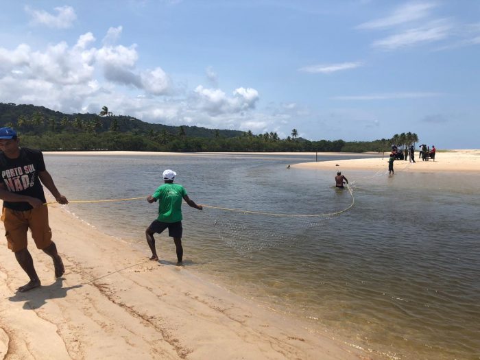 Vazamento de óleo no sul da Bahia